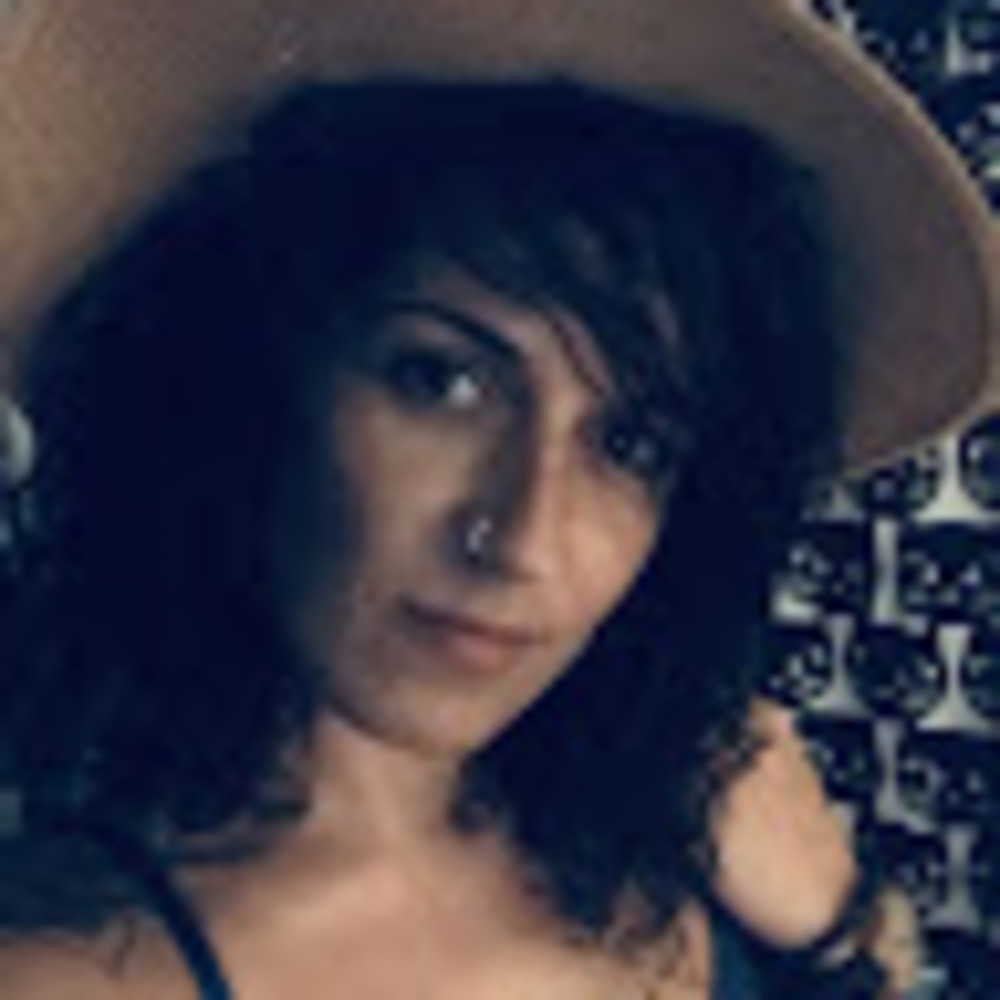 Meet your Posher, Paula